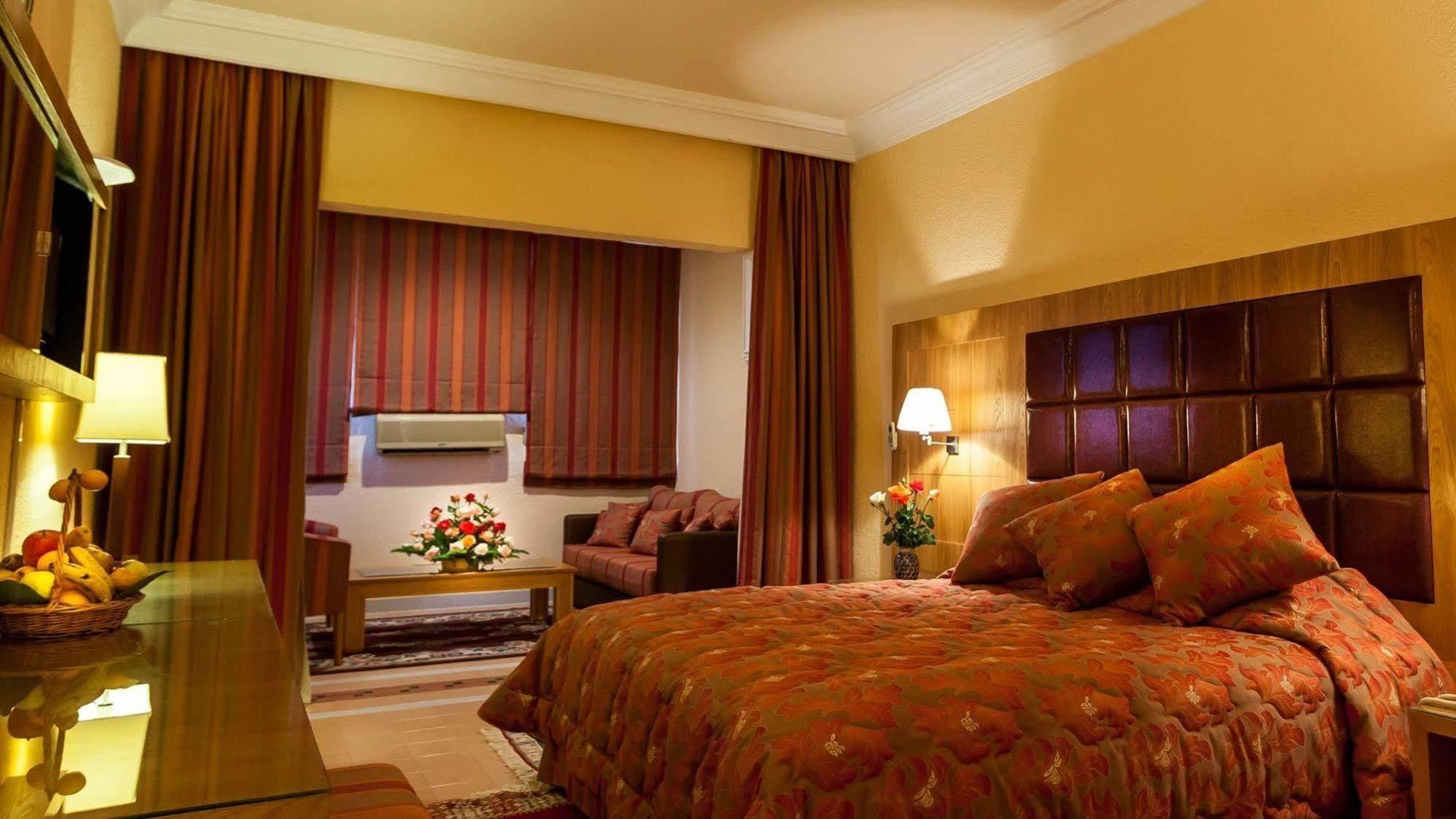 Chems Le Tazarkount Hotel Afourer Buitenkant foto